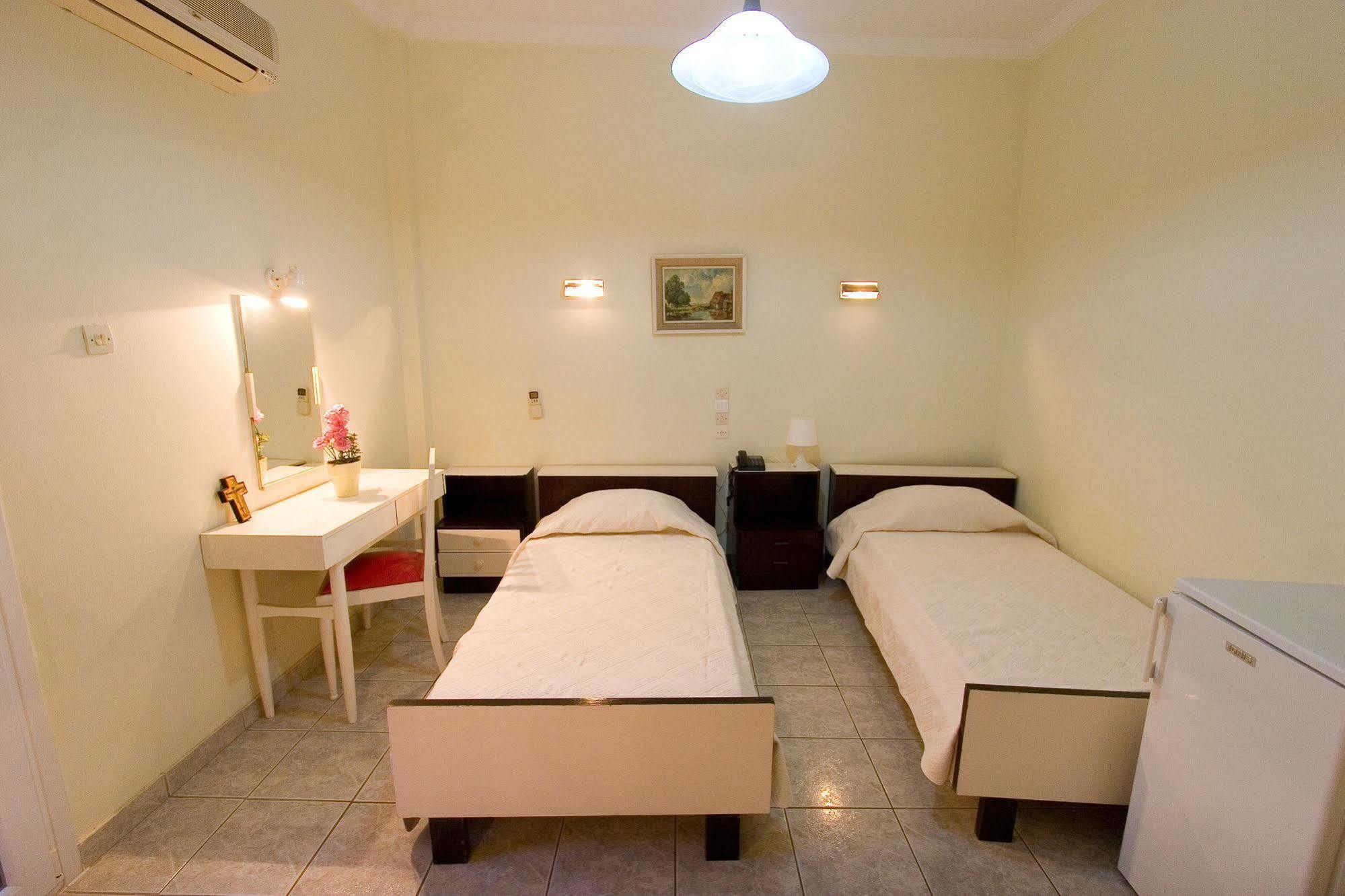 Oceanis Hotel Loutra Edipsou  ภายนอก รูปภาพ